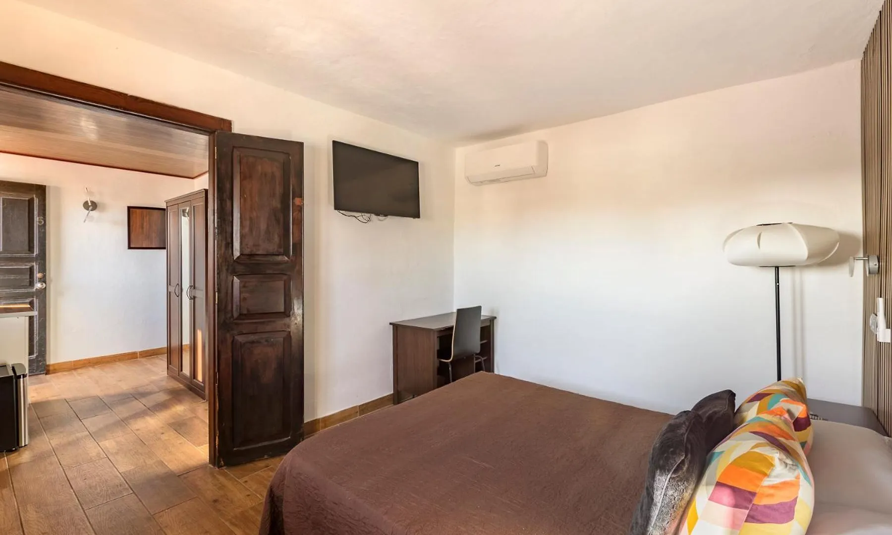 Valtisya Pool And Airport Guest House Telde 0*,
