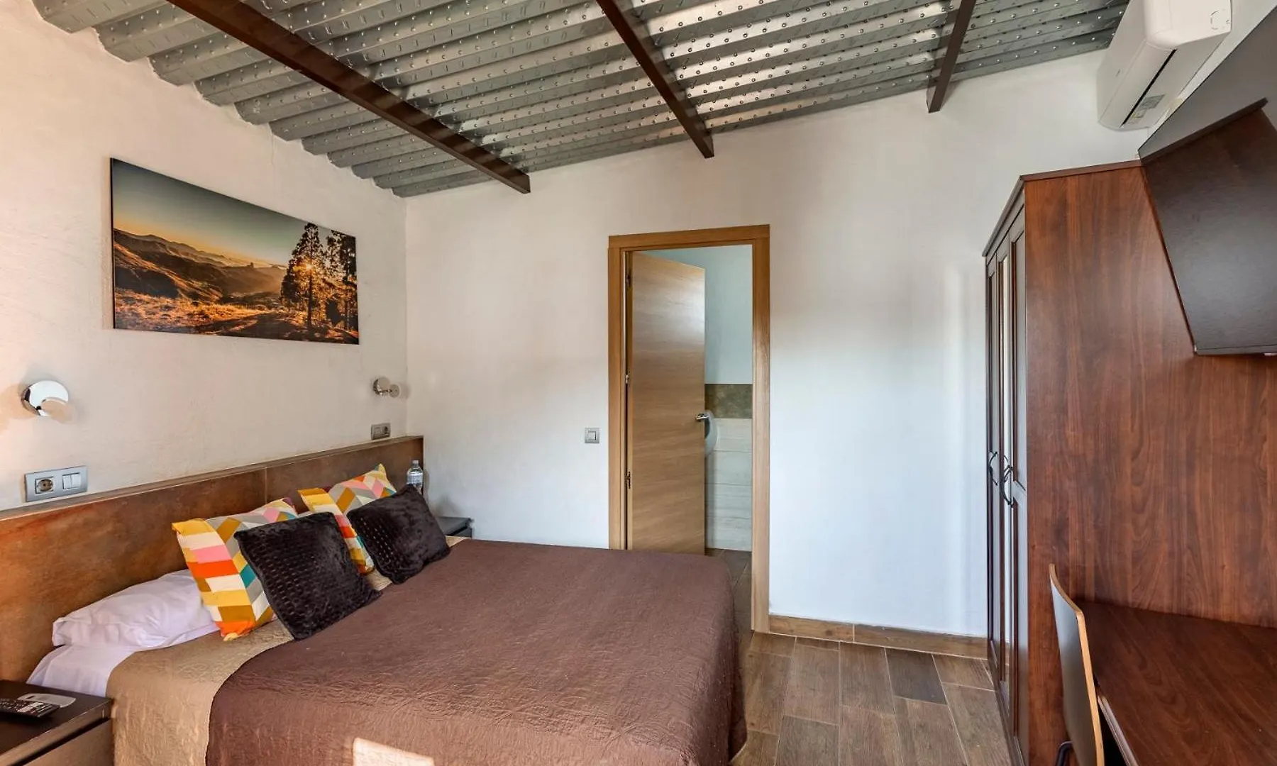 Valtisya Pool And Airport Guest House Telde Country house